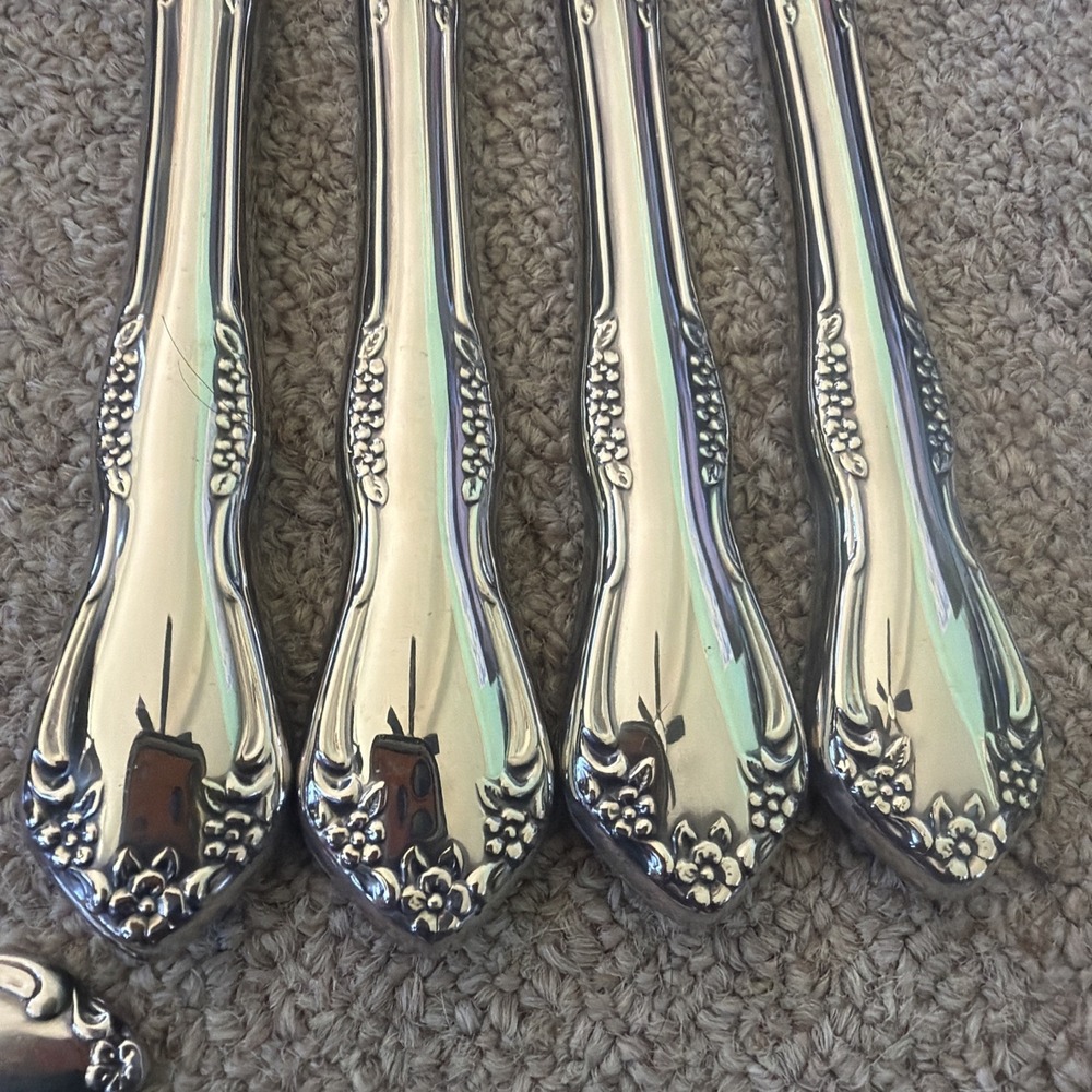 Lot of 12 Wm A Rogers Oneida LTD Mansfield Amadeus Deluxe Stainless Flatware EUC - Picture 10 of 14